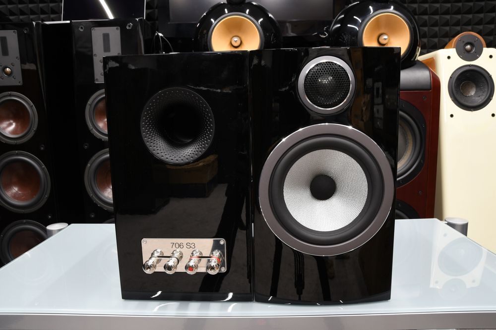 kolumny podstawkowe głośniki stereo Bowers & Wilkins B&W 706 S3
