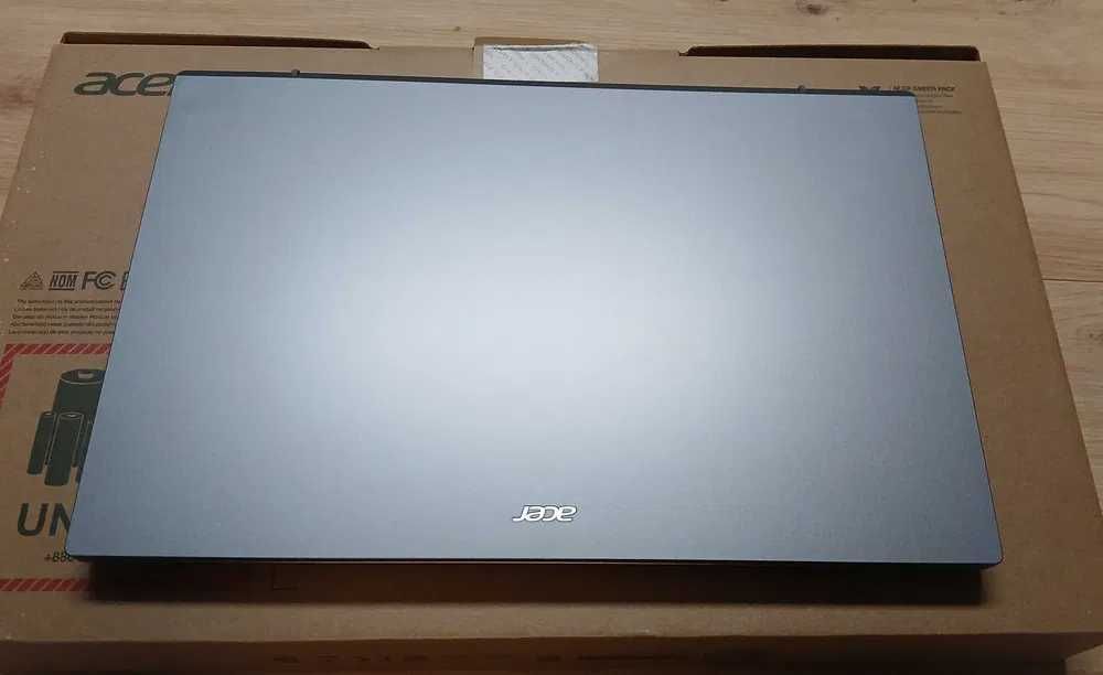 Laptop Acer Extensa 15,6  i3-1215u 8GB DDR4, No OS, jak nowy