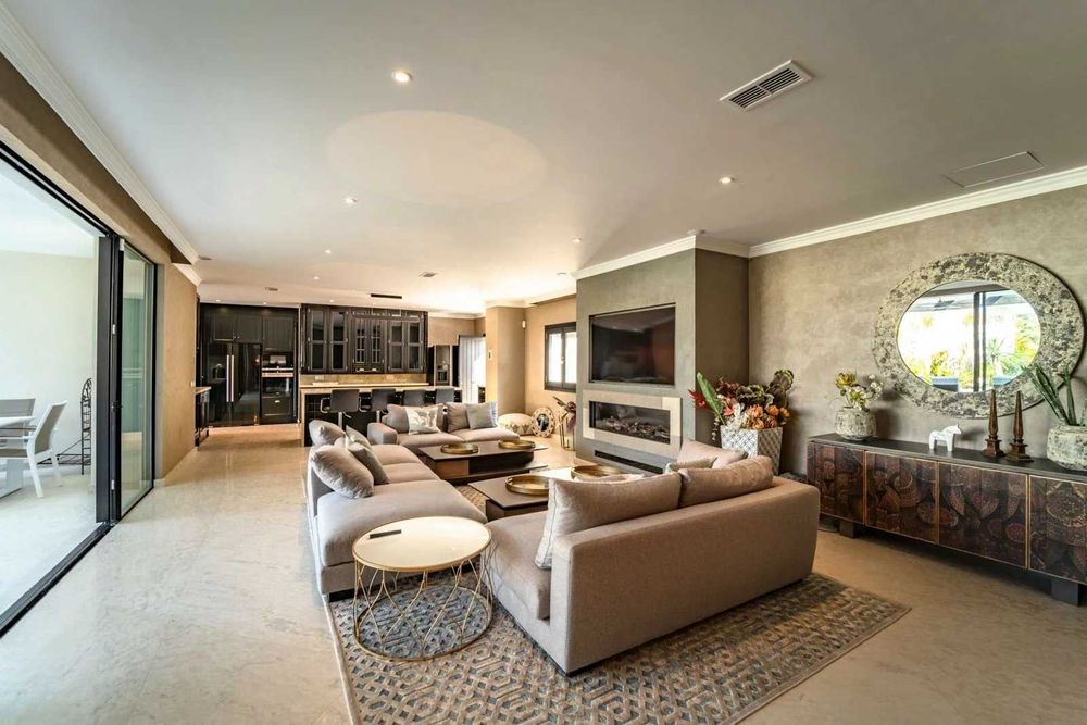 Вілла в Марбельї, Коста-дель-Соль,Іспанія