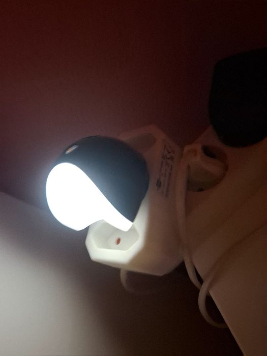 Iluminação de presença para quarto de bebé