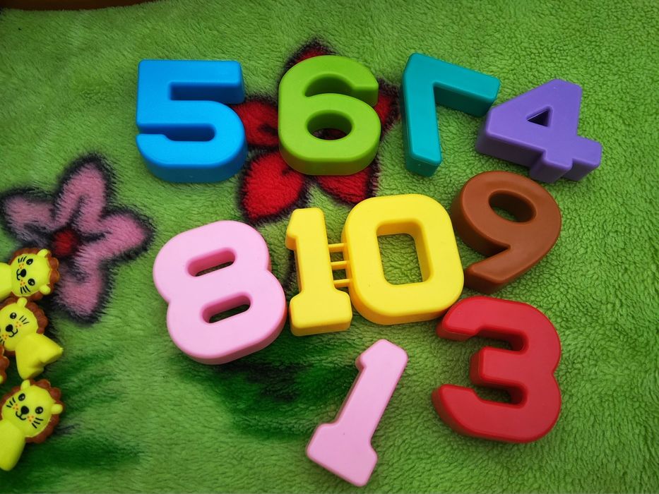 Математична гра,  ваги, балансир,  веси