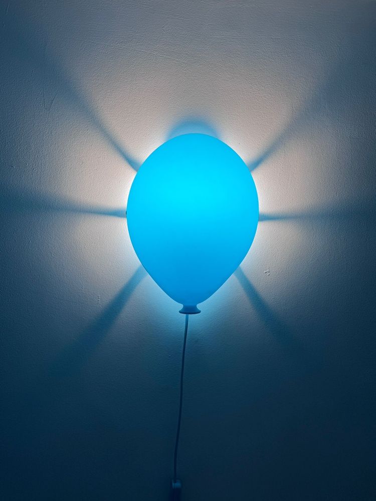 Lampka nocna niebieska