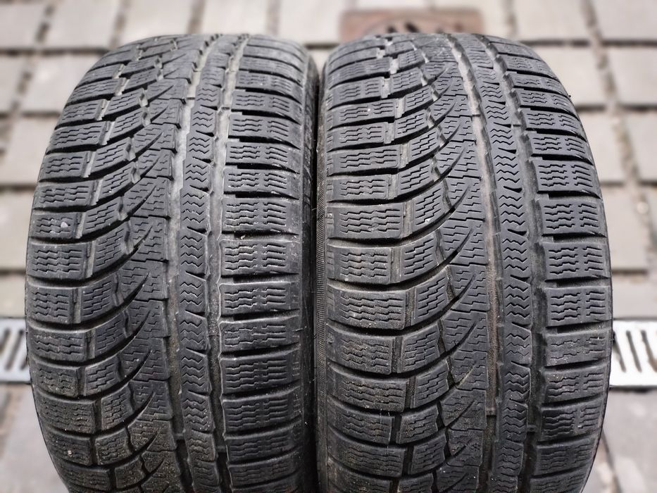Opony zimowe Nokian WR A4 215/40R17