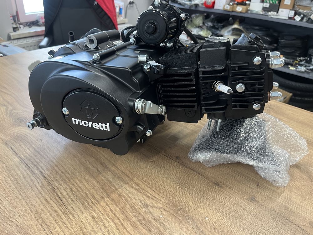 Silnik Moretti poziomy 152FMI ,125cc 4T, 4-biegowy, Junak, Zipp, Romet
