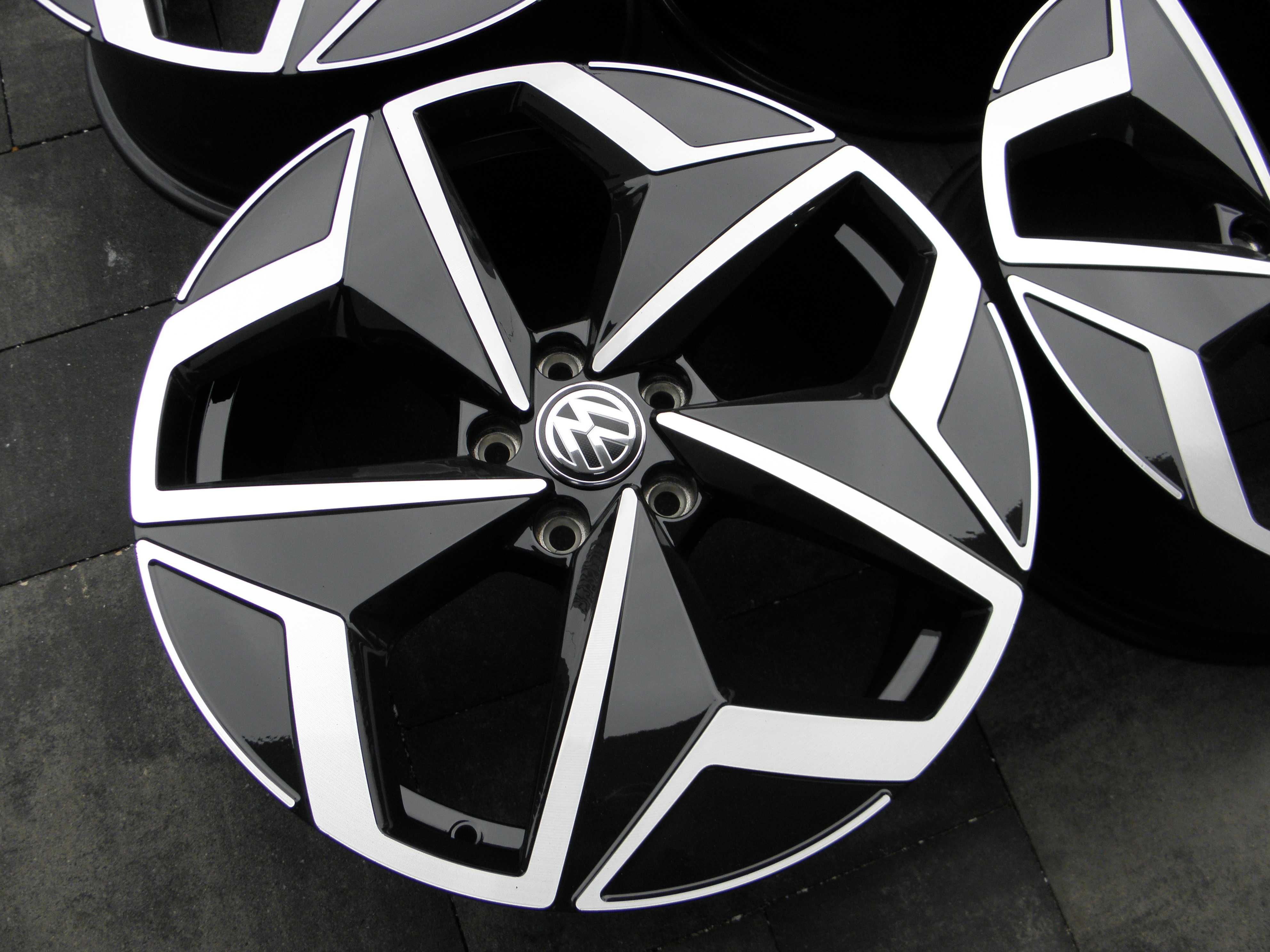 Felgi 19 VW ID.3 Cupra Born Golf 8 5x112 ET50 Andoya 10A Oryginał