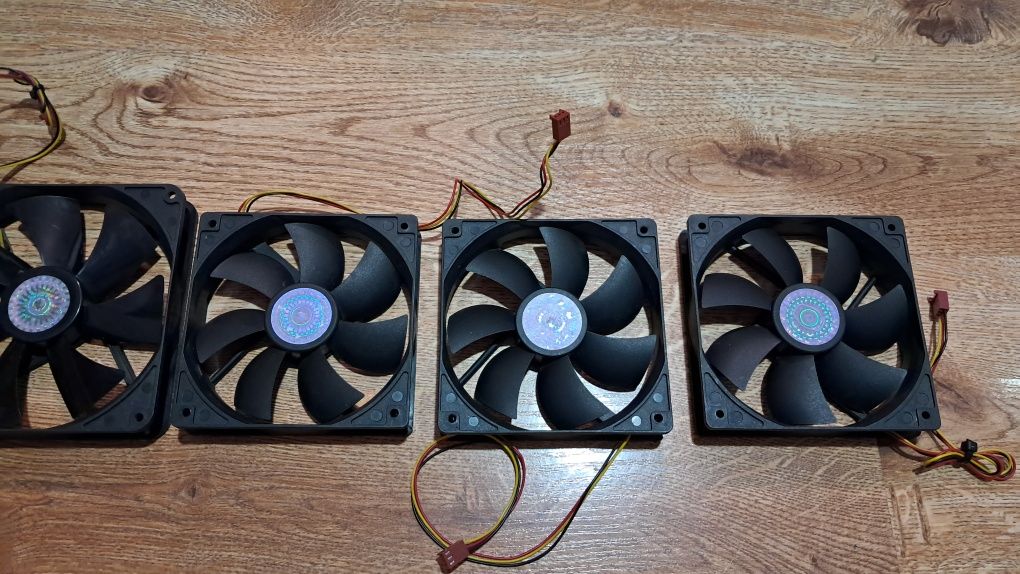 Zestaw 4x Wentylatorów Cooler Master 140mm 120mm Ciche i Wydajne