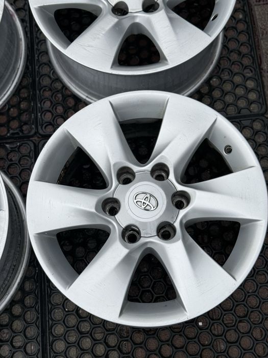 диски оригінал Toyota land cruiser prado 120 150 Lexus lx 6 139,7 R17
