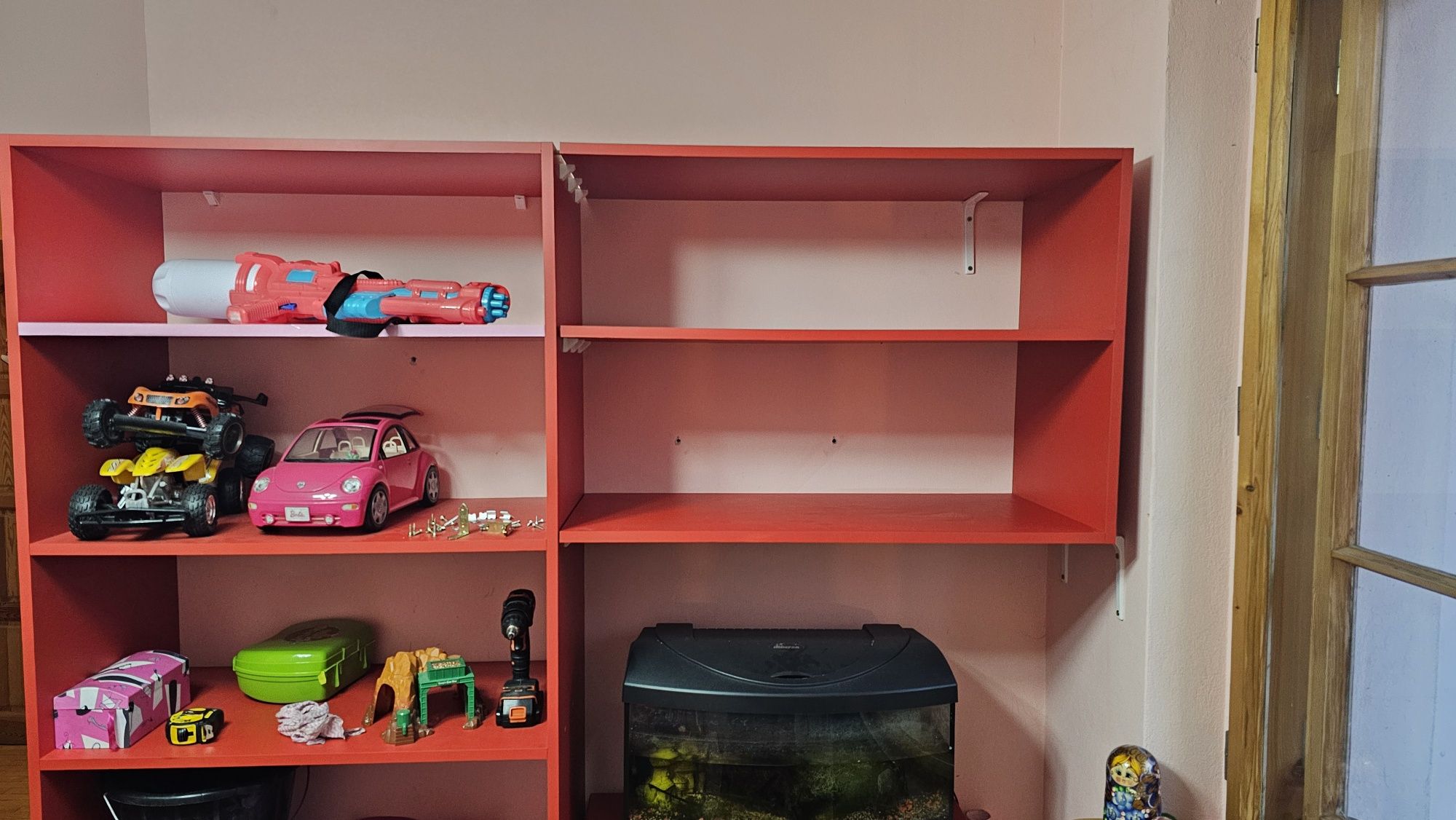 Zestaw mebli dla dziewczynki Ikea Mammut.