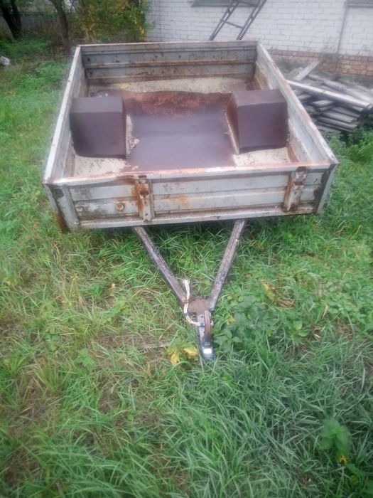 Причіп   легковий