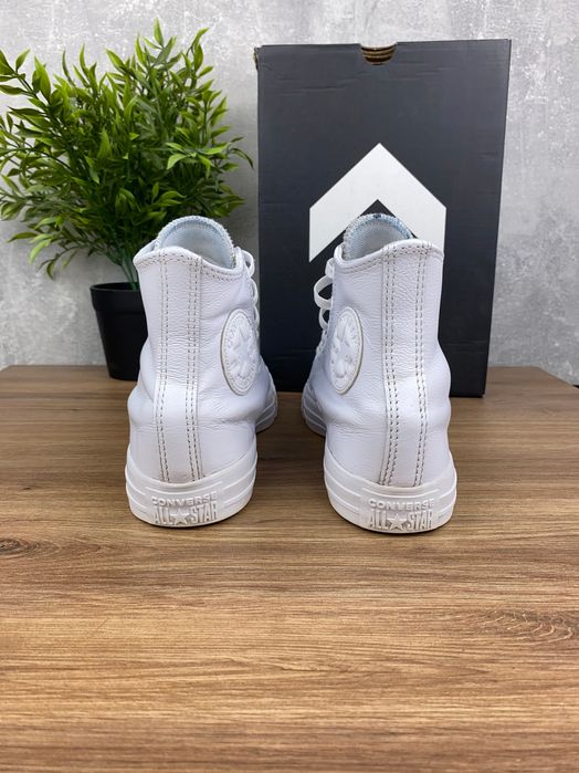 Converse Chuck Taylor All Star Hi r. 37 – białe skórzane trampki