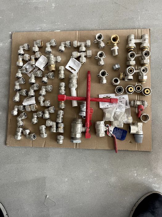 różne złączki na pex 16mm