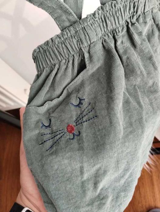 Sukienka spódniczka na szelkach z kieszeniami kotki r. 74 cm (6-9 msc)