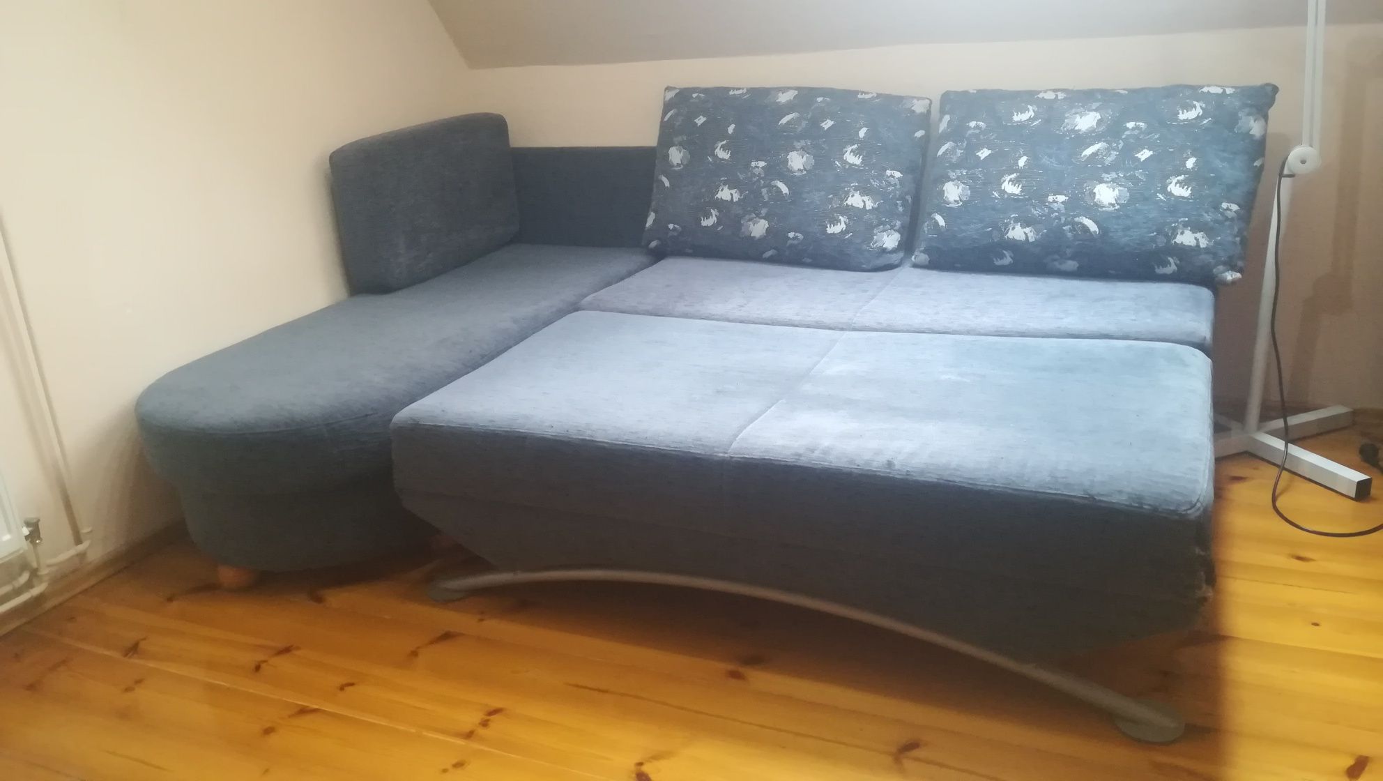 Narożnik z funkcją spania
