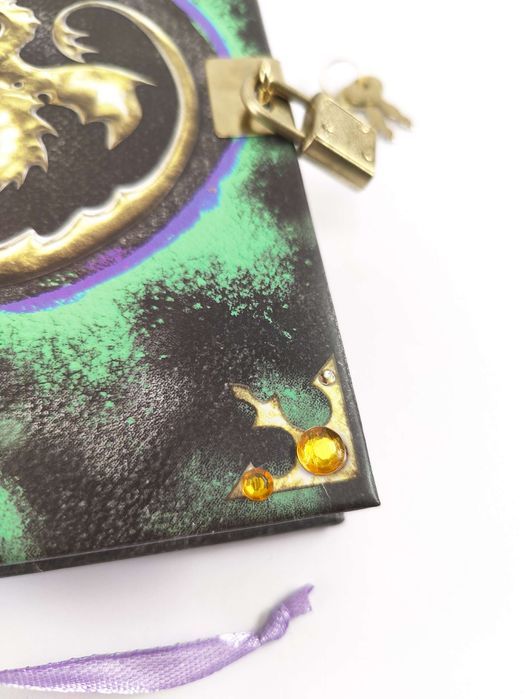 Disney Diary Descendants 3 notatnik z tajnym zamkiem i kluczem