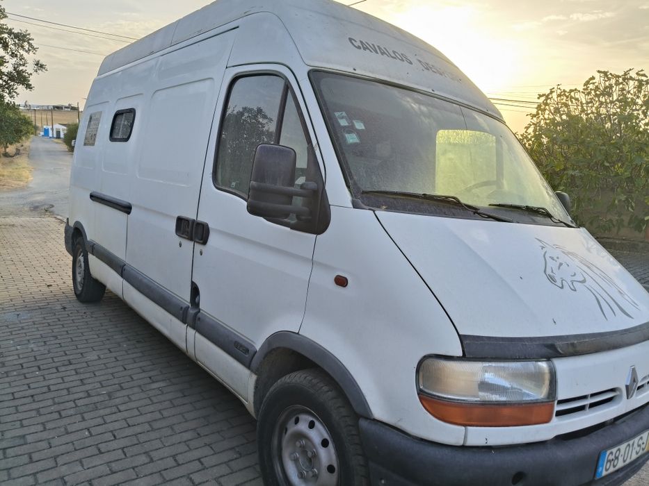 Renault Master equipada