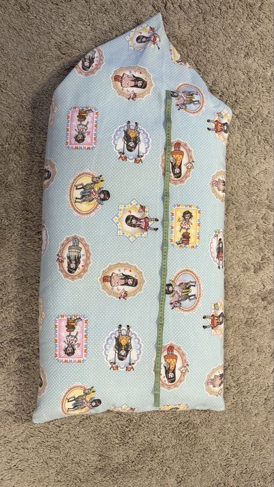 Puff ou colchão de esferovite ou isopor