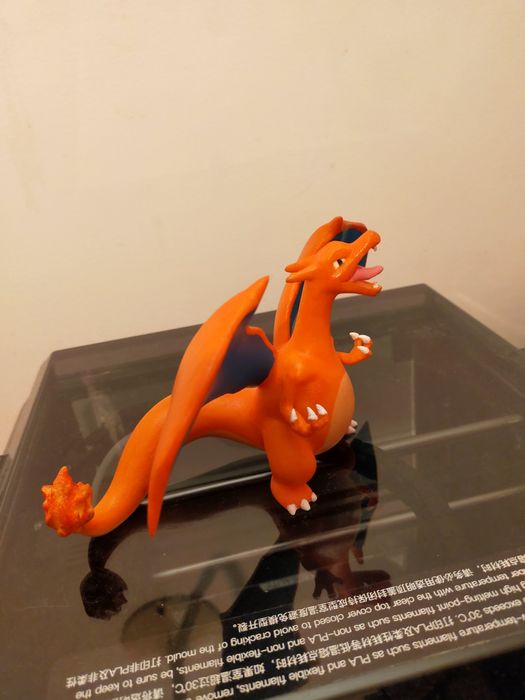 Figurka Pokemon ręcznie malowana