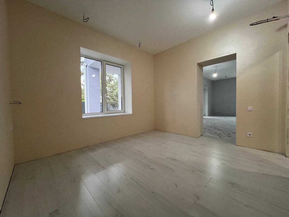 Продам новый 2-этажный дом с ремонтом в Подгородное, Ермолаевка