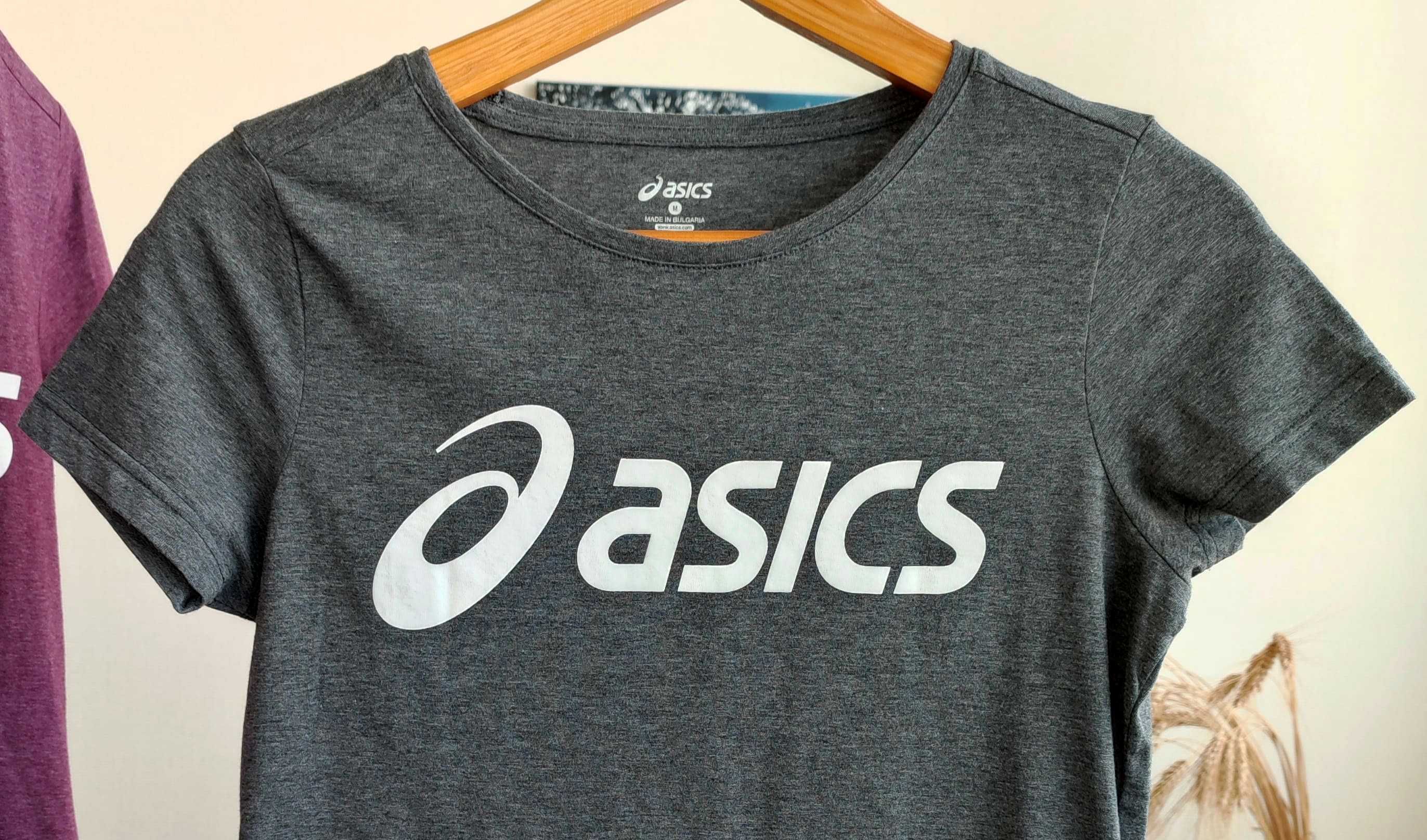 Жіноча футболка Asics