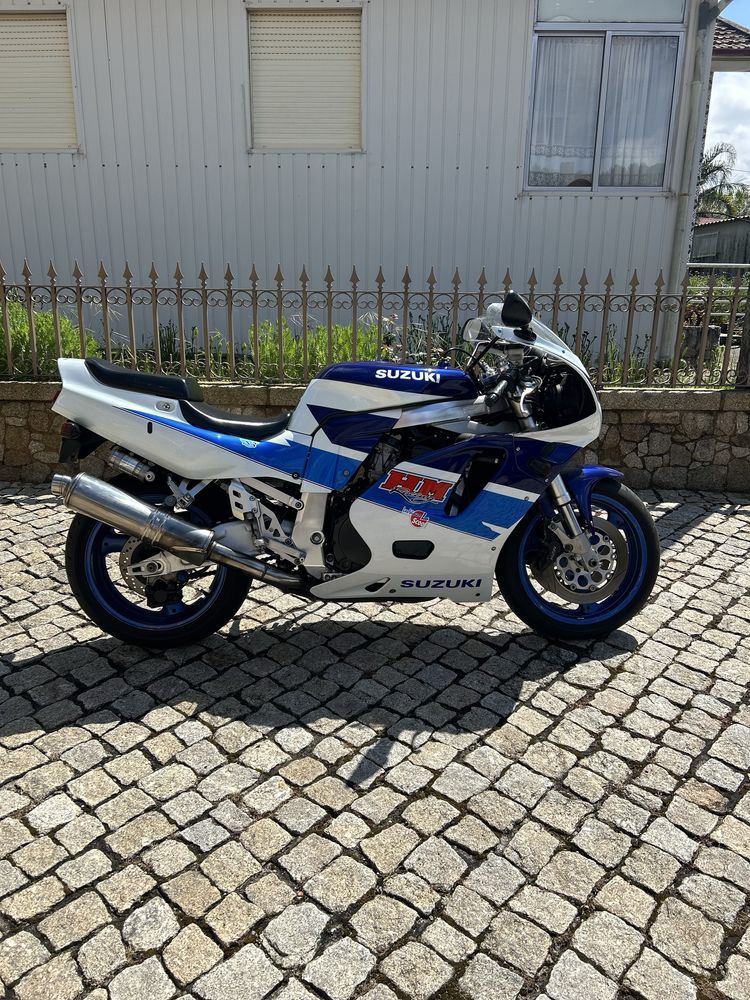 Suzuki Gsxr 750