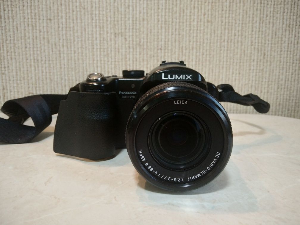 Фотоаппарат Panasonic Lumix DMC-FZ50