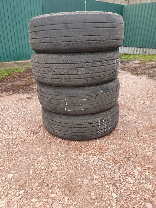Бесплатно летняя б.у. резина 225х65х17