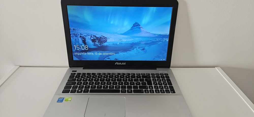 Portátil ASUS X555L i7 5500u 8GB RAM 120GB SSD