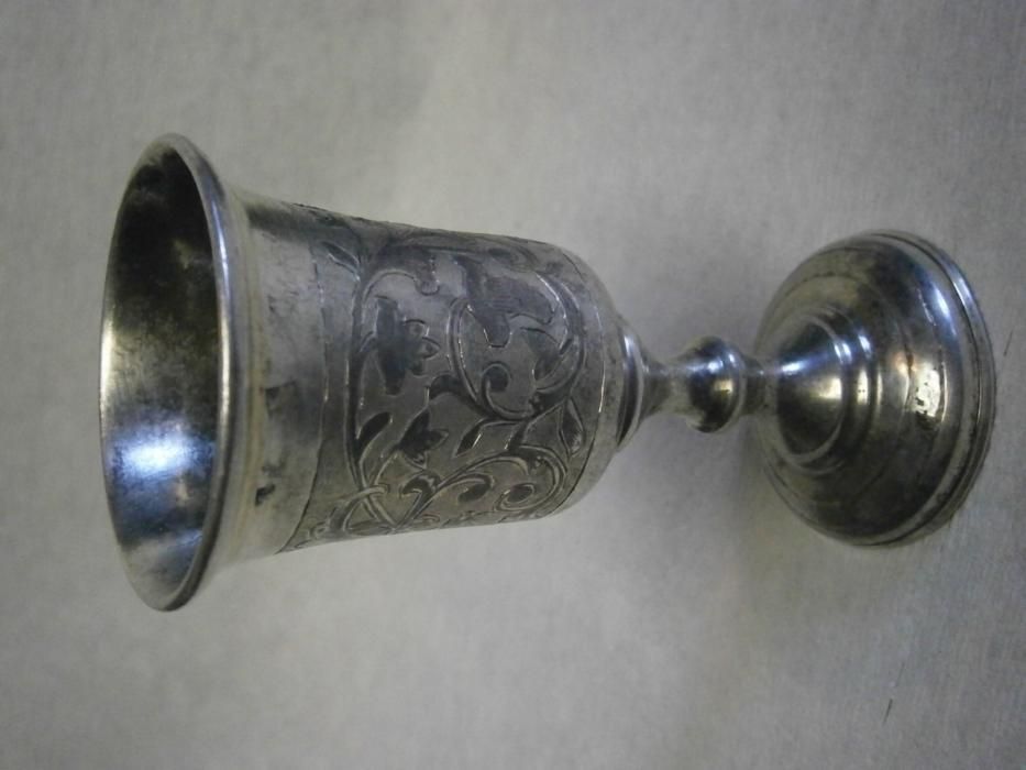 Puchar , kubek srebrny , nielowany , Rosja , wys. 0k. 10 cm.