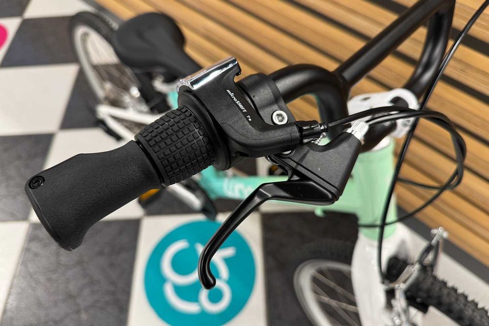 Rower dziecięcy woom 4 GO (20") LIMITOWANA EDYCJA Spearmint Crush