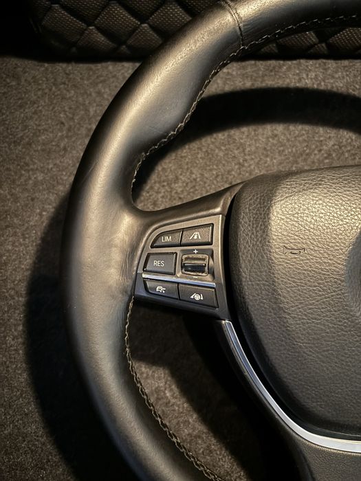 М руль bmw гарний стан