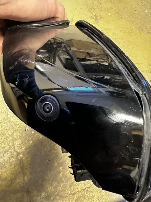 Lusterko G30 - G31 USA 9 Pin