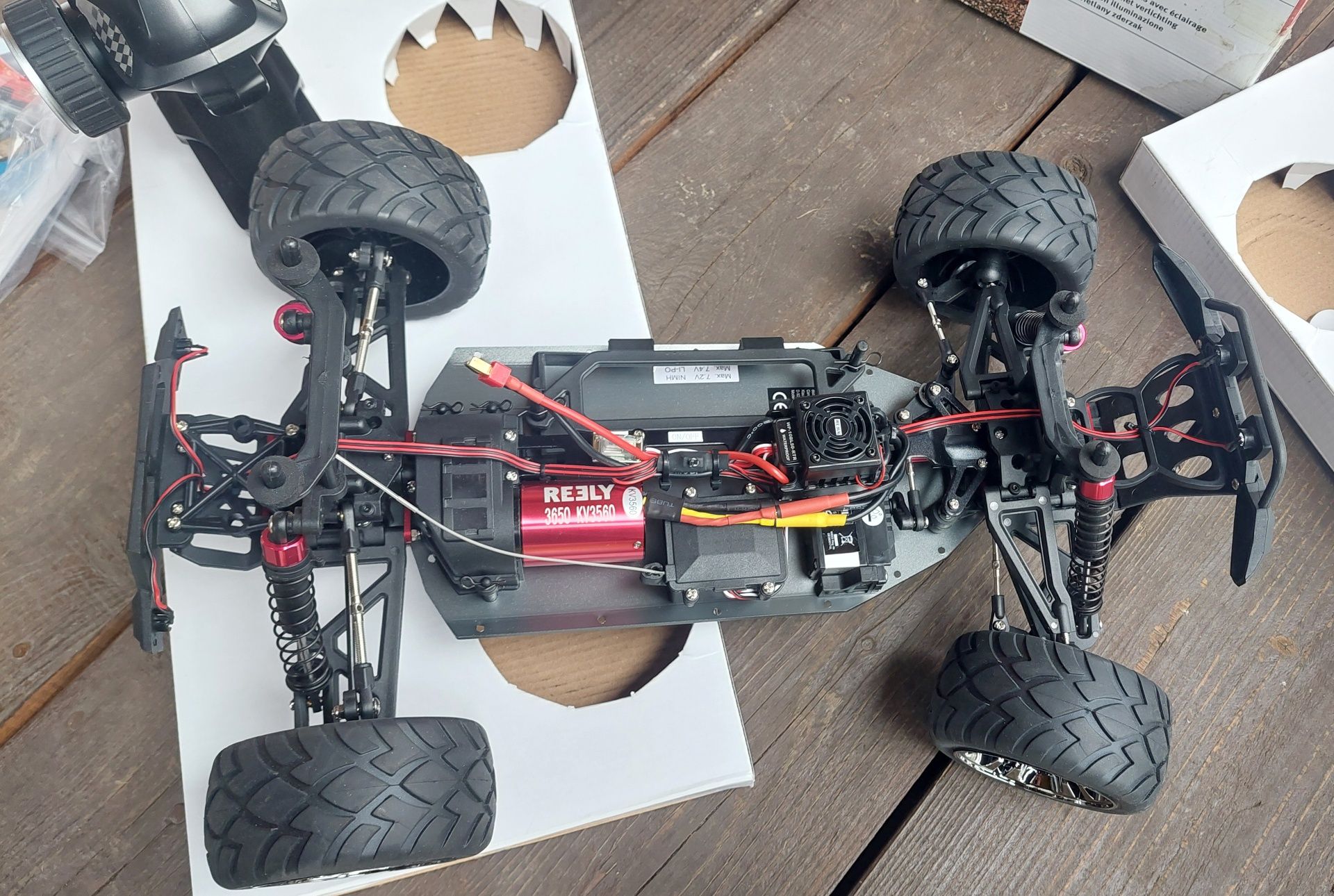 RC Reely Black Commando, Bezszczotkowy, 2,4 GHz, RTR.