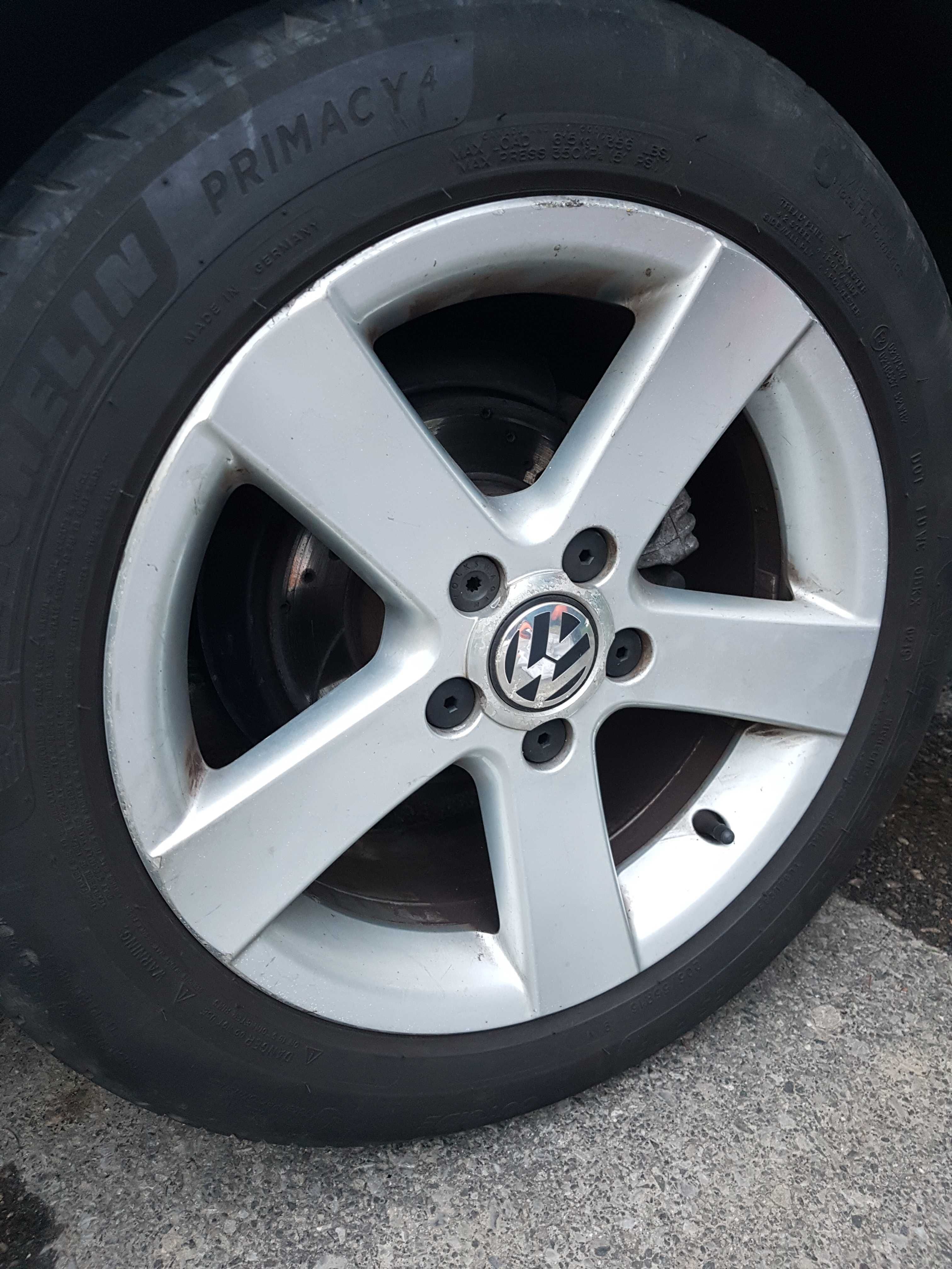 Felgi VW 16" z oponami letnimi , wyważone