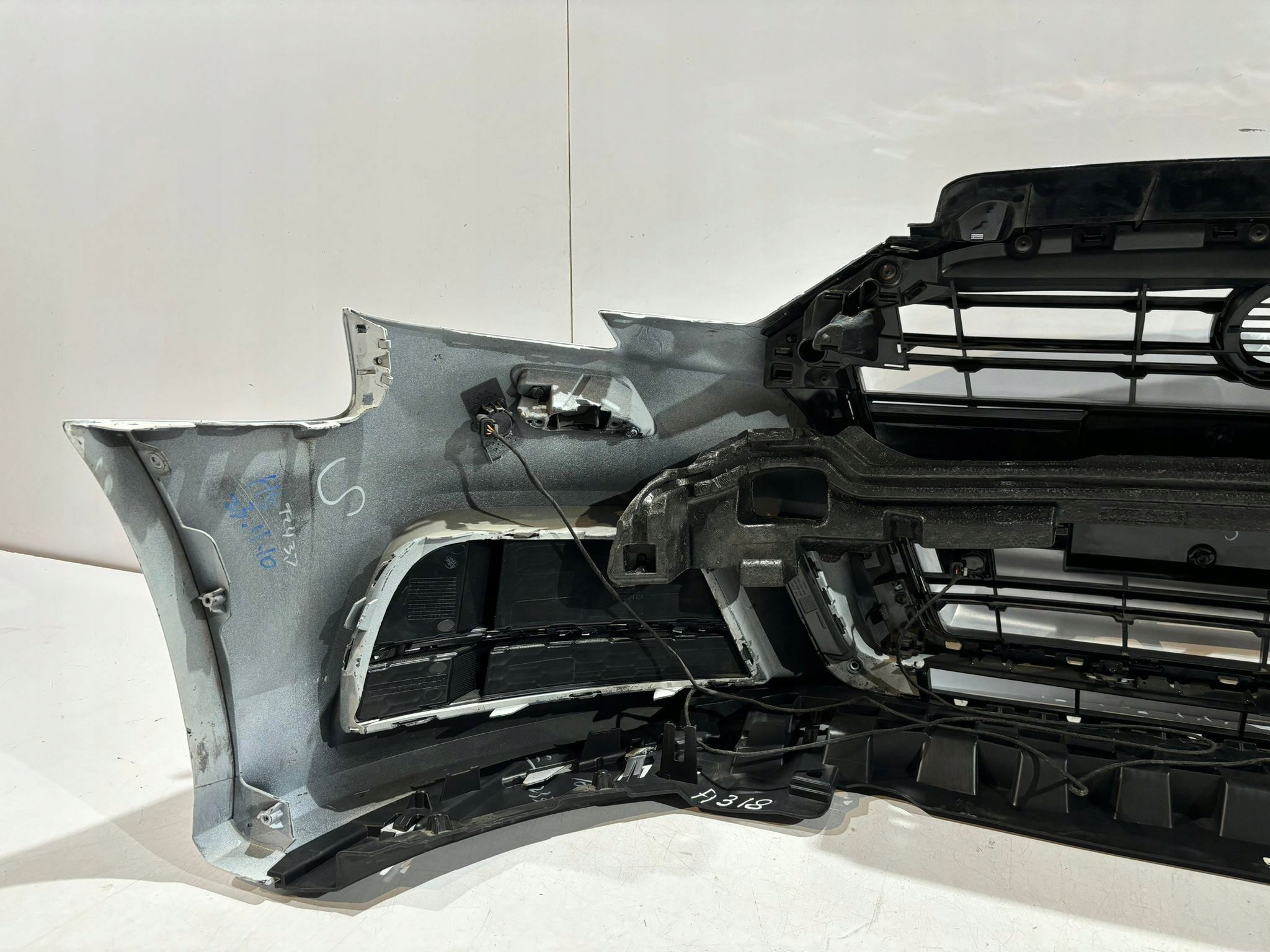 Audi A3 8V Lift s-line zderzak przedni - 15961