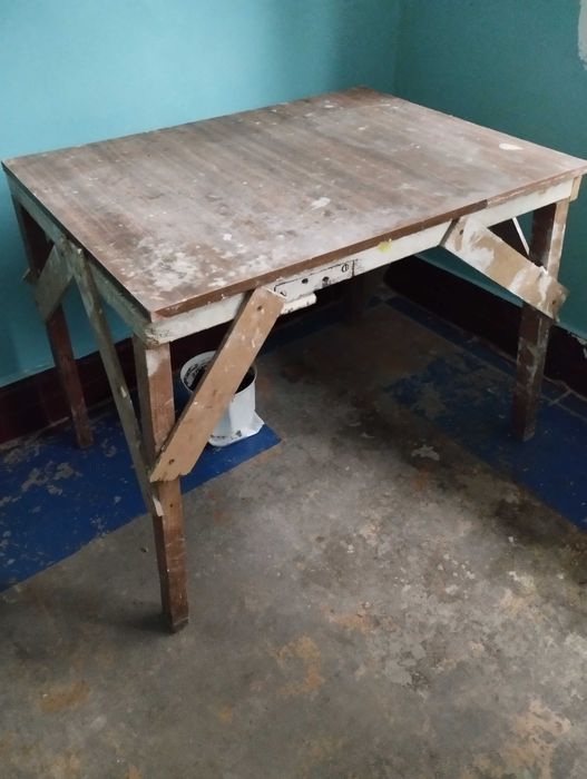 Стіл для проведення ремонту