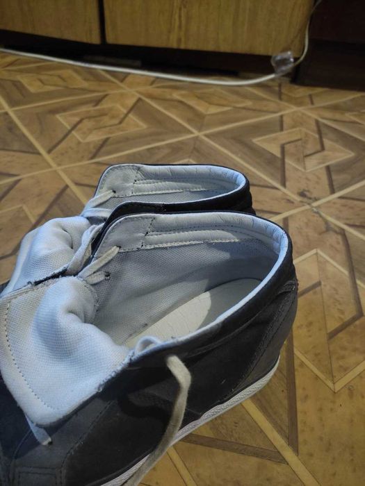 Кросівки на танкетці 5см