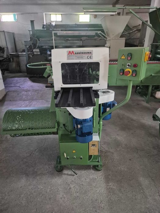 Maquinas industriais cortiça