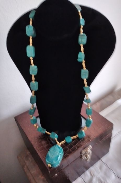 Colar com escaravelhos Egípcios