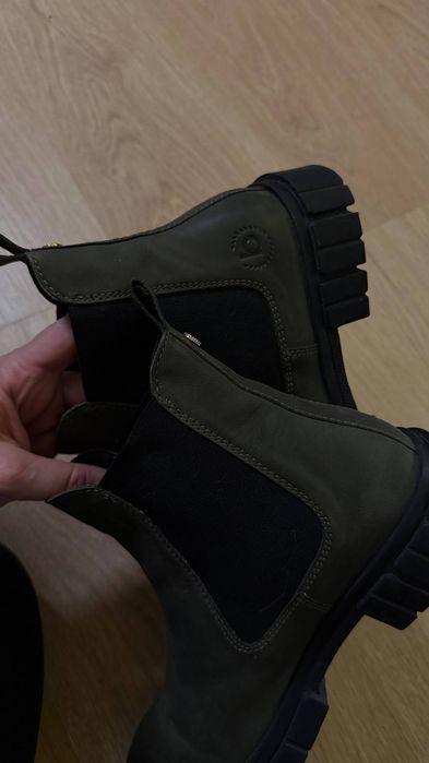 Взуття жіноче  bugatti 38 розмір оригінал, демісезон