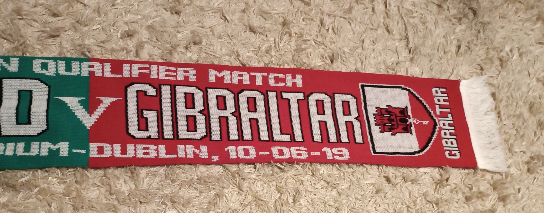 Szalik piłkarski kolekcjonerski Ireland Gibraltar 10-06-19
