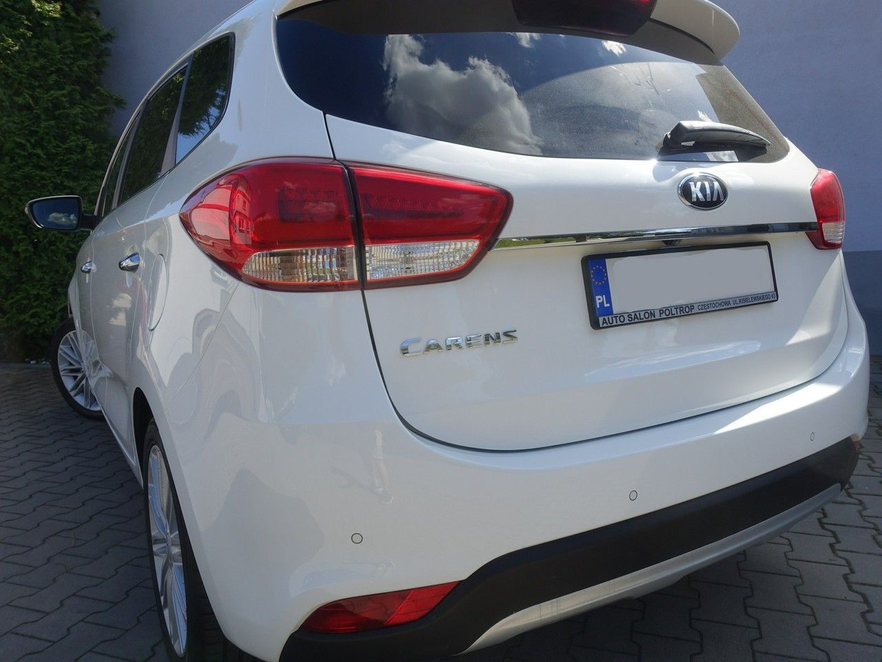 Kia Carens 1,6i Ledy Navi Alu Klimatronik Android Auto 7 miejsc VIP Gwarancja