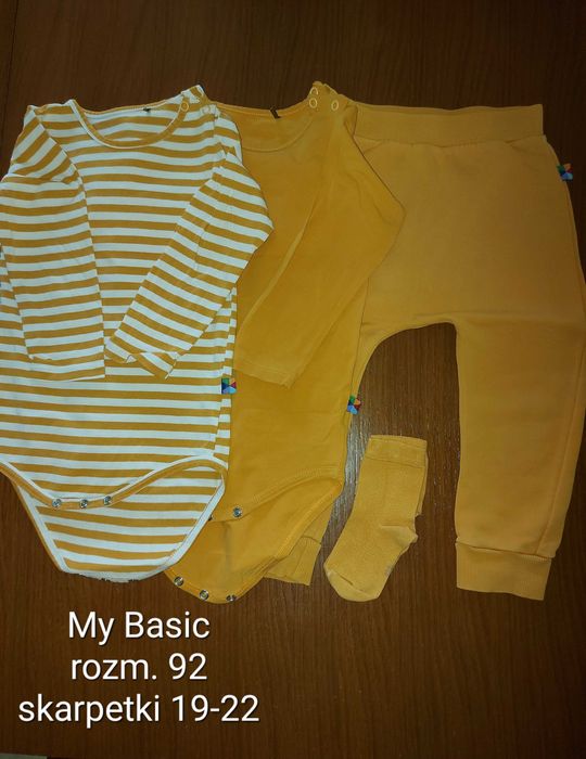 Body, spodnie, czapka My Basic rozmiar 92