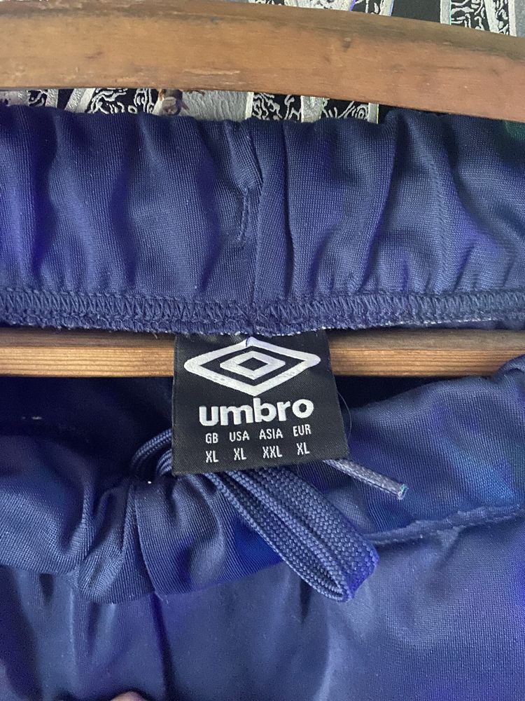 Штани umbro нові розмір L