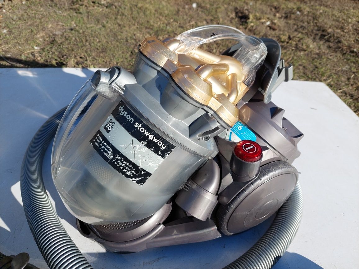 Odkurzacz dyson dc 20