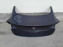Кришка багажника Tesla Мodel 3