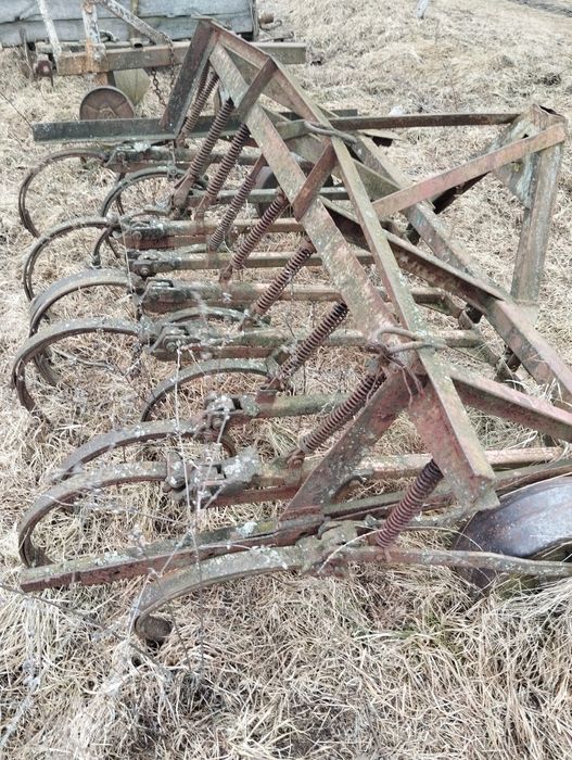 Культиватор та плуг