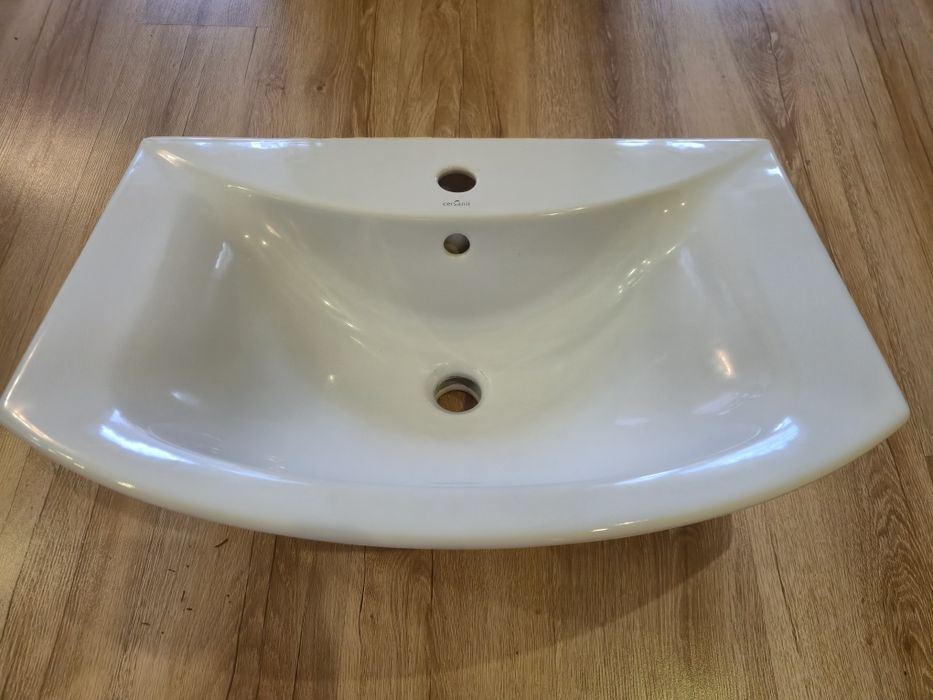 Umywalka naszafkowa ceramiczna Omega 65 cm Cersanit