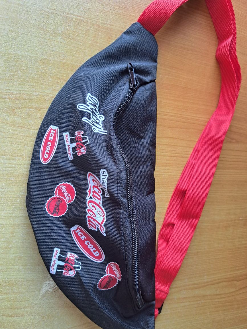 Pochete Coca-Cola (nova)