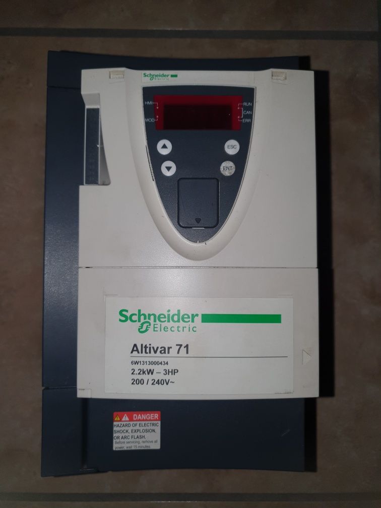 Schneider altivar71 220v 2,2kw