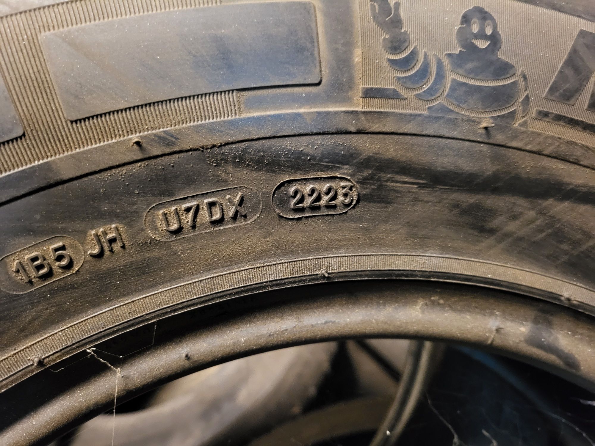 225/75/16c Michelin Agilis Camping  23rok opona pojedyncza